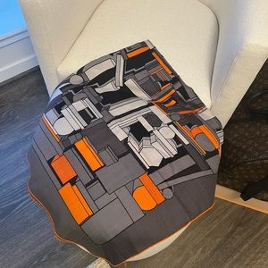 Brand new HERMES scarf large. If interested I can send actual pictures